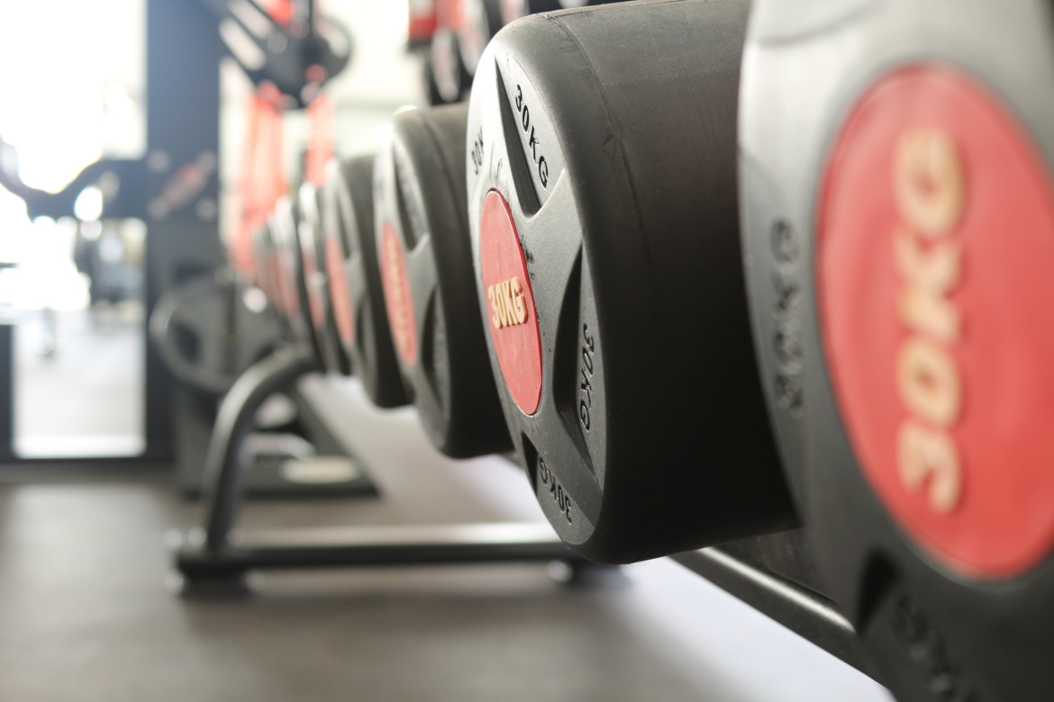 dumbbell-3324976.jpg